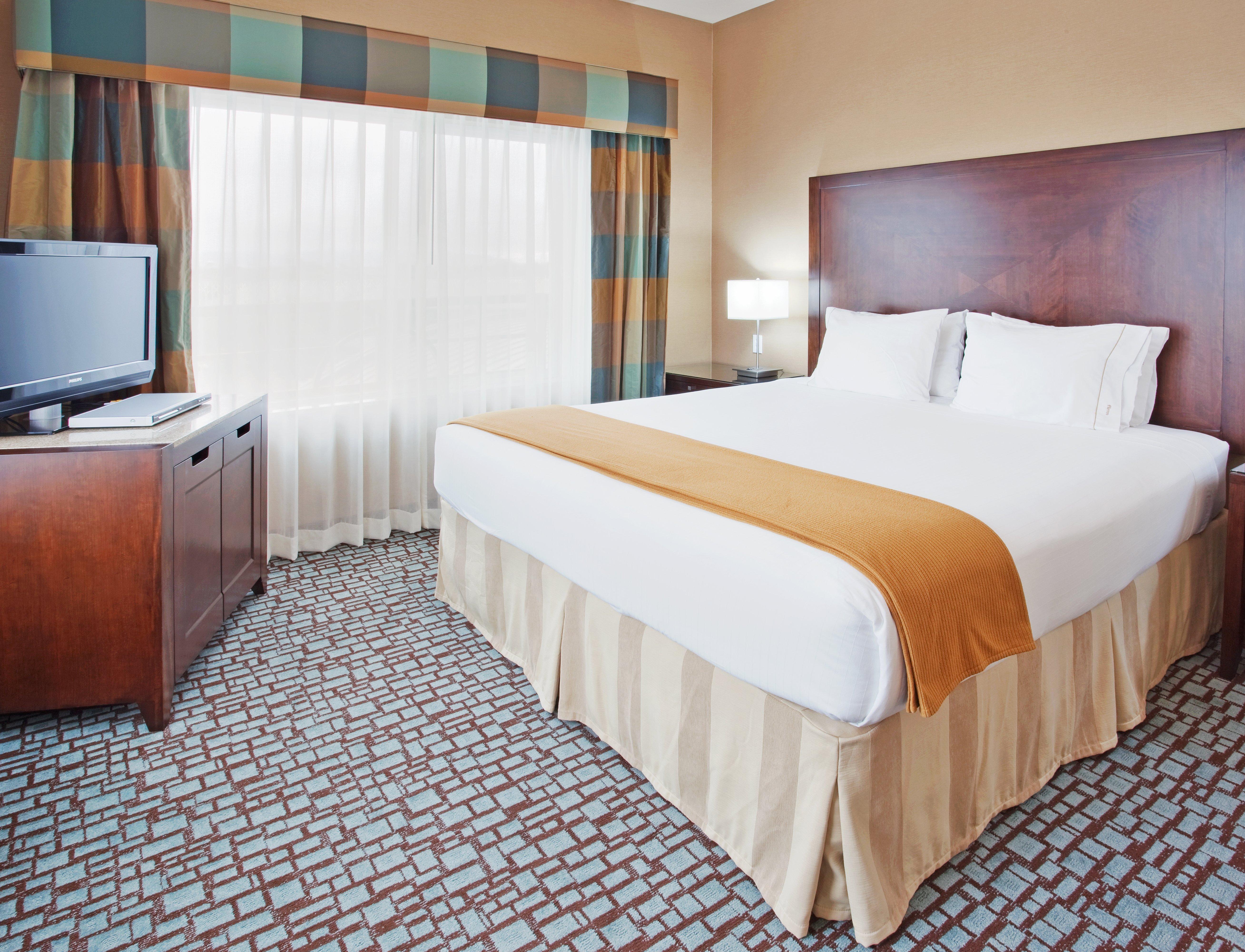 Holiday Inn Express & Suites Salinas By Ihg Екстериор снимка